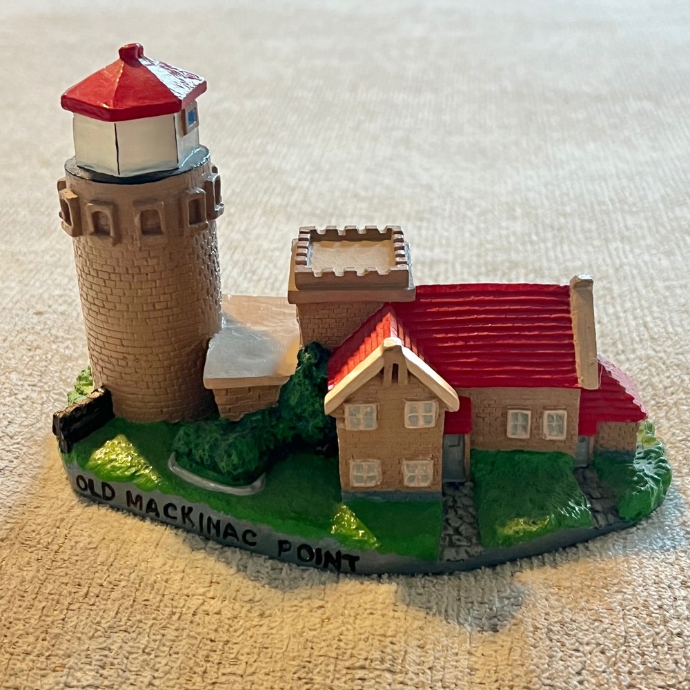 Old Mackinac Point Lighthouse Figurine Michigan Souvenir Nautical Collectible